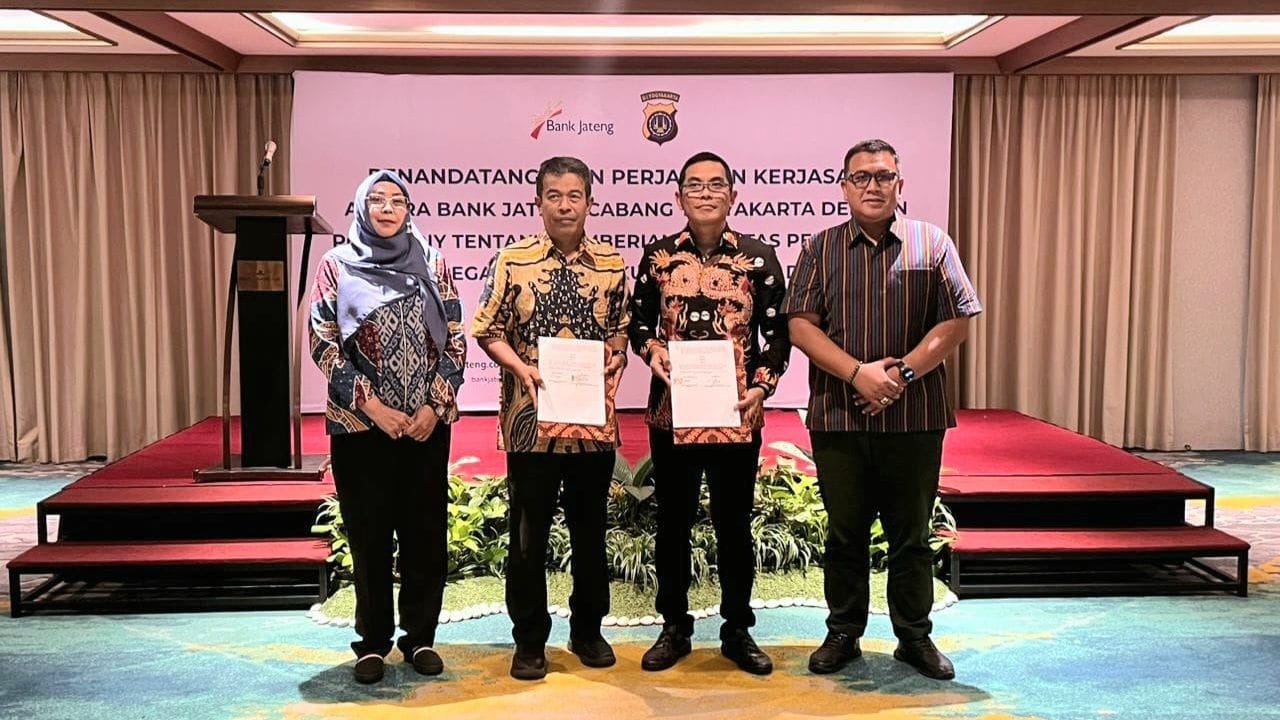 Keterangan foto: Bank Jateng Cabang Yogyakarta resmi menandatangani Perjanjian Kerja Sama dengan Polda DIY terkait pemberian fasilitas kredit bagi anggota di lingkungan Polda DIY yang dilaksanakan pada Selasa (24/2/2026) di Hotel Royal Ambarukmo – Yogyakarta