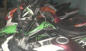 6b04de44-05a3-4ca0-92be-e517fca9a492