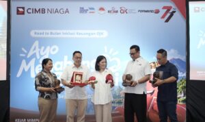 Foto 1_CIMB Niaga Goes to School Dukung Peningkatan Literasi Keuangan Pelajar di Denpasar